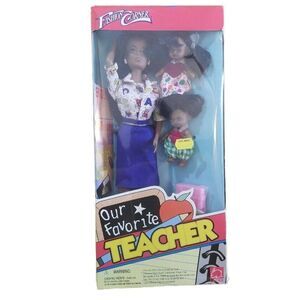VINTAGE FASHION CORNER OUR FAVORITE TEACHER AFRICAN CLONE DOLL 11 1/2" LUCKY